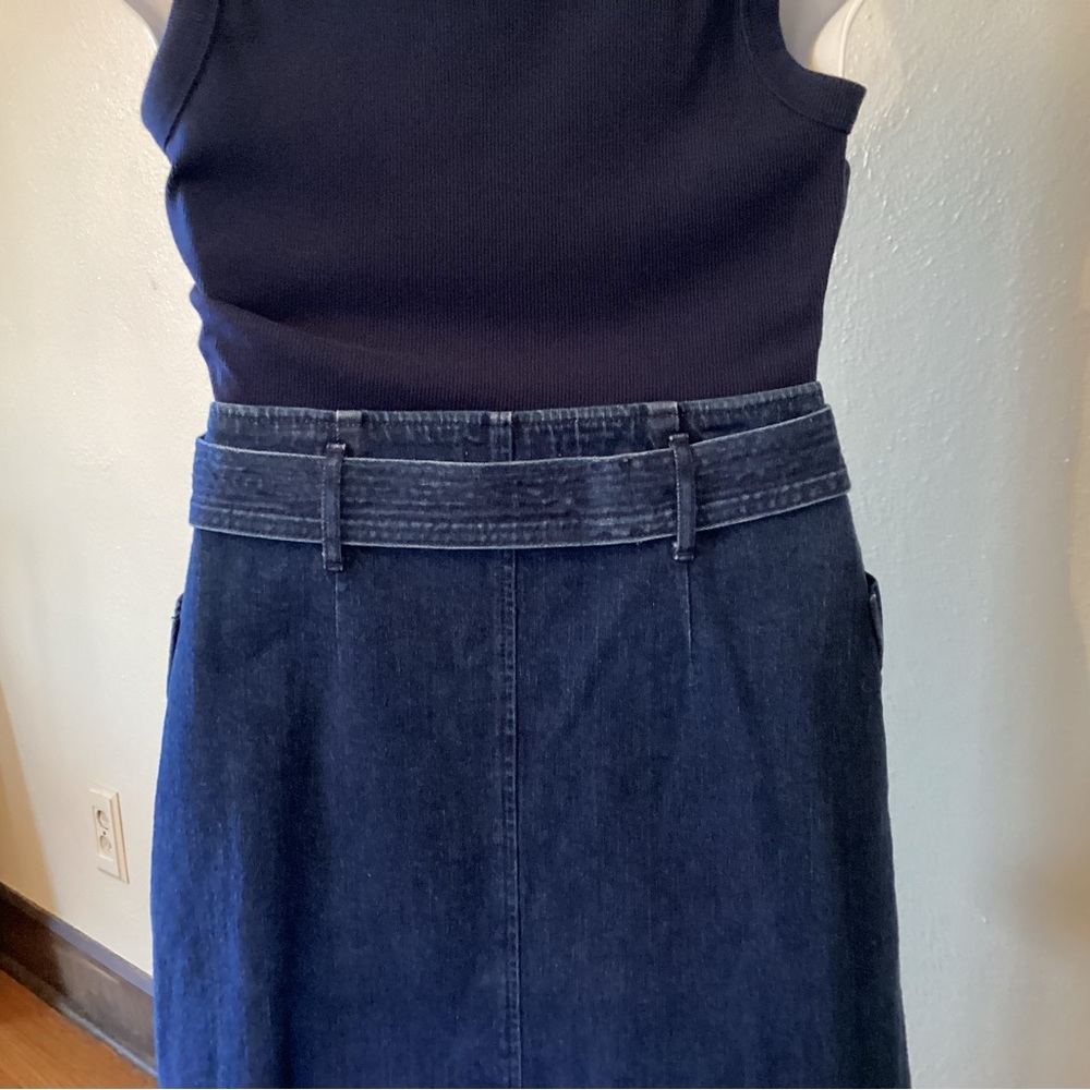 Ann Taylor Loft Dark Blue Denim Skirt with Belt Size 6 - Picture 3 of 9